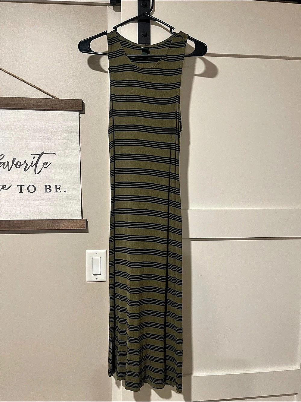 Trillium Striped Maxi Dress in Green & Black Size Medium